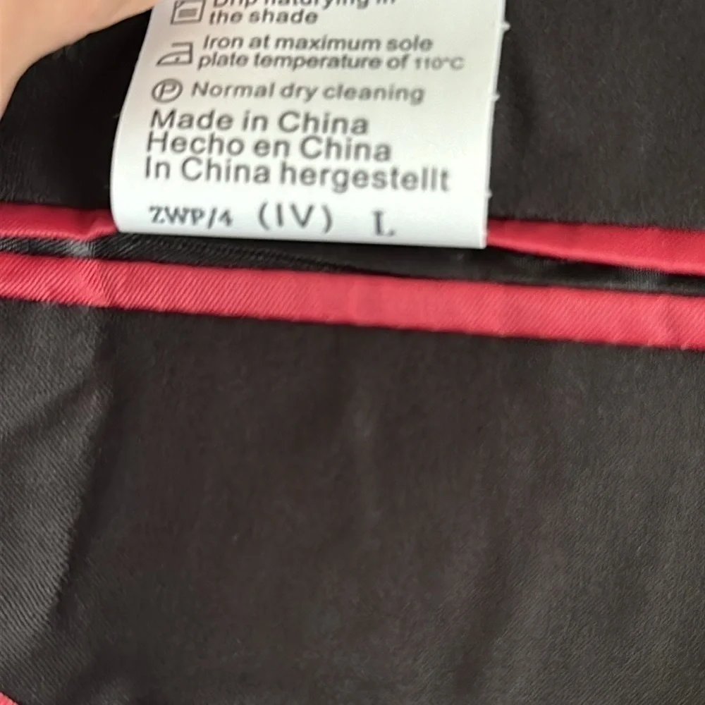Men’s Coofandy black suit jacket and bow tie. Size Large new with tag